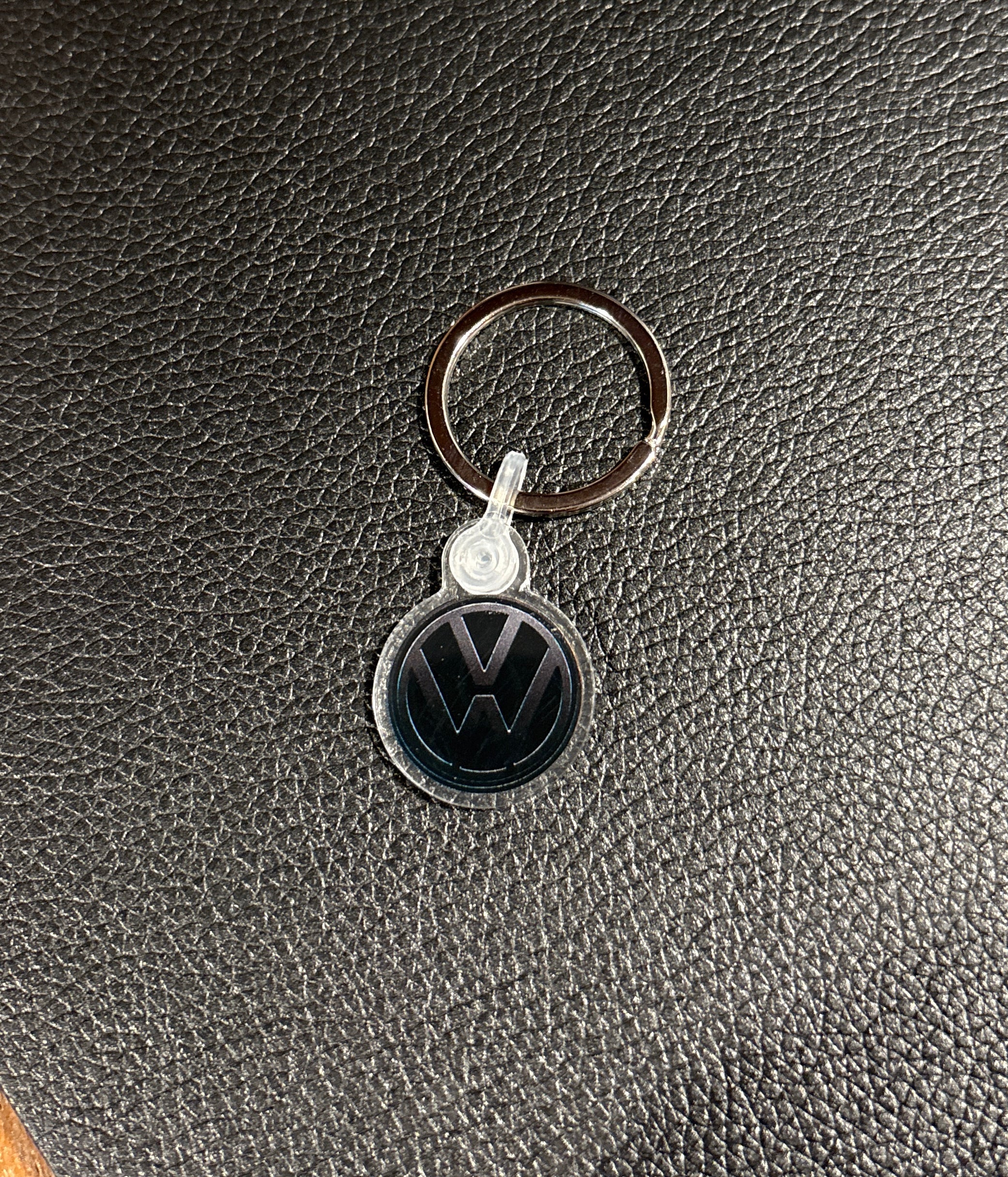 Dark Themed Volkswagen Key Charm